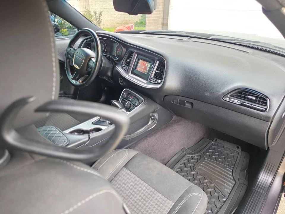 2016 Dodge Challenger 3rd Gen - Image 6 of 11