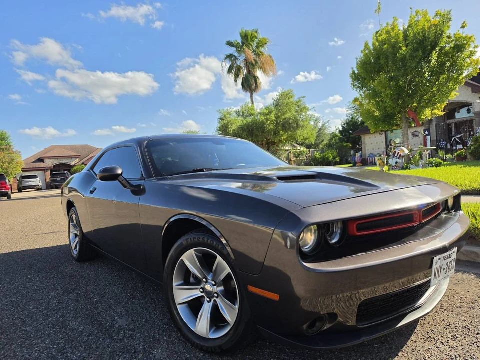 2016 Dodge Challenger 3rd Gen - Image 2 of 11