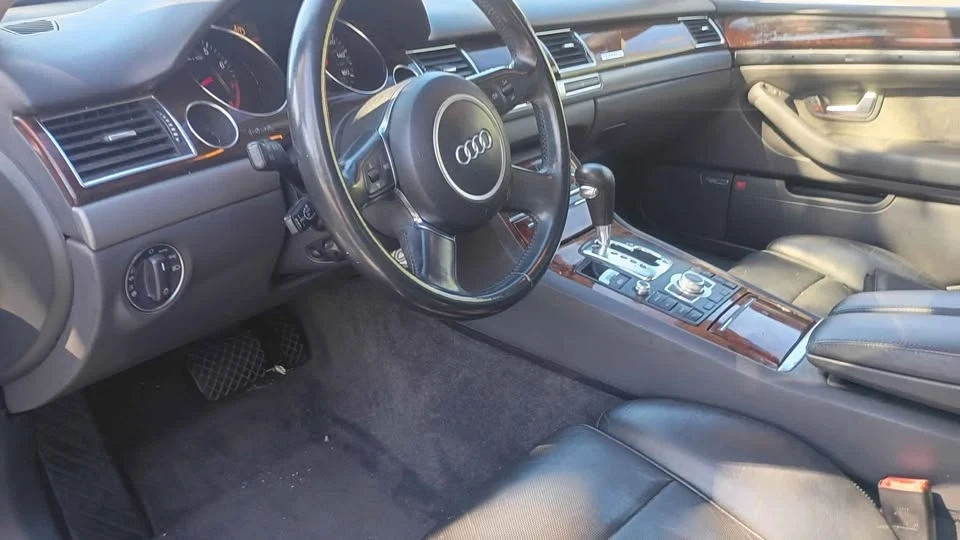 2005 Audi D3 A8 - Image 9 of 10