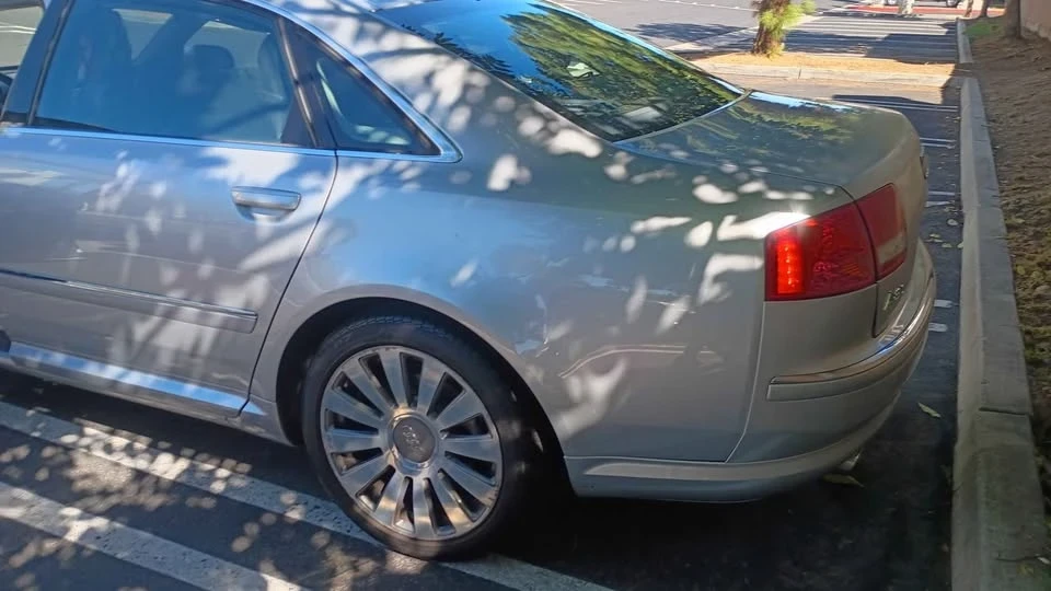 2005 Audi D3 A8 - Image 4 of 10