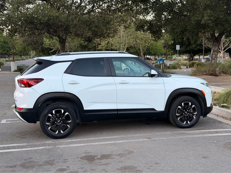 2022 Chevrolet Trailblazer - Image 6 of 10