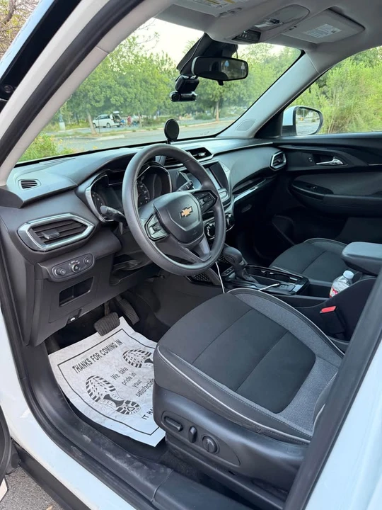 2022 Chevrolet Trailblazer - Image 9 of 10