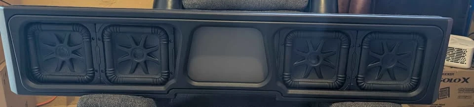 2019 Parts & Memorabilia Seats & Interior - Image 6 of 6