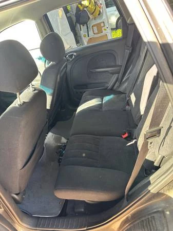 2004 Chrysler PT Cruiser - Image 2 of 14