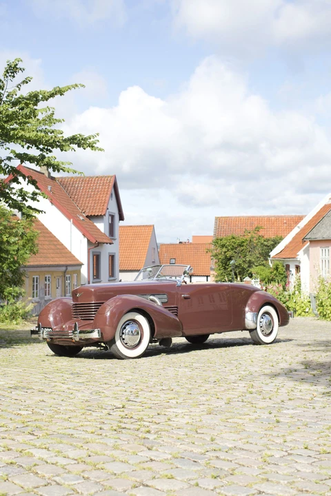 1937 Cord 810 & 812 - Image 12 of 22