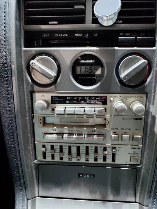1985 Mazda RX-7 SA & FB - Image 18 of 18