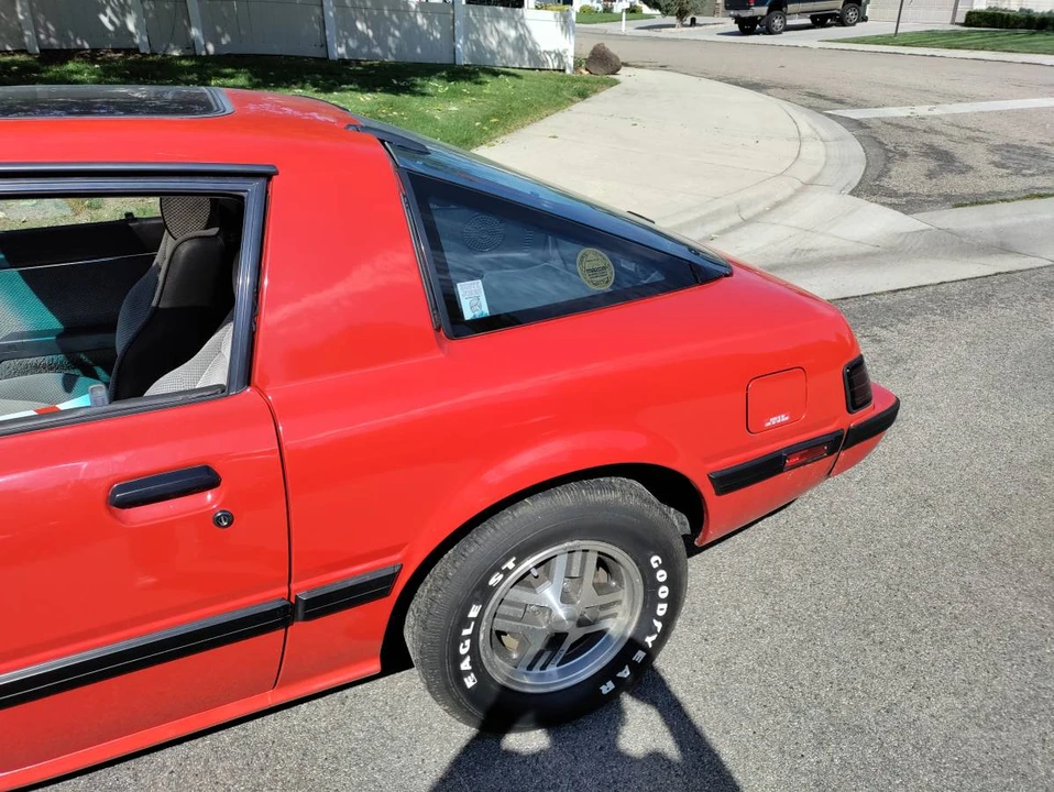 1985 Mazda RX-7 SA & FB - Image 10 of 18