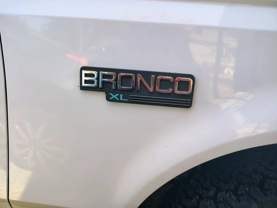 1996 Ford Bronco 5th Gen - Image 4 of 10