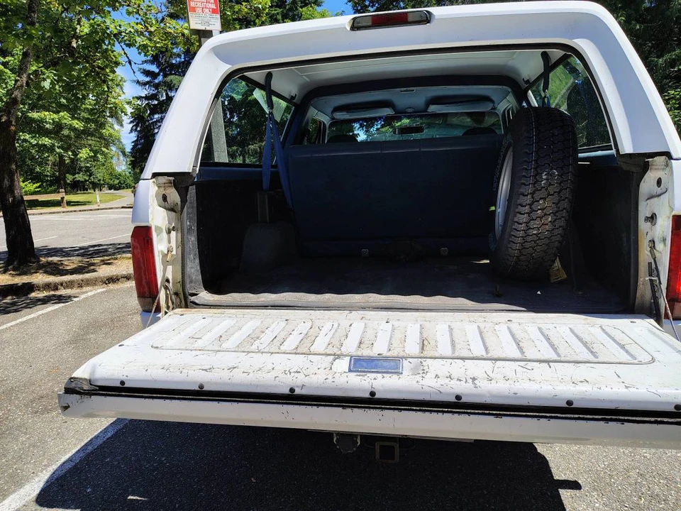 1996 Ford Bronco 5th Gen - Image 9 of 10