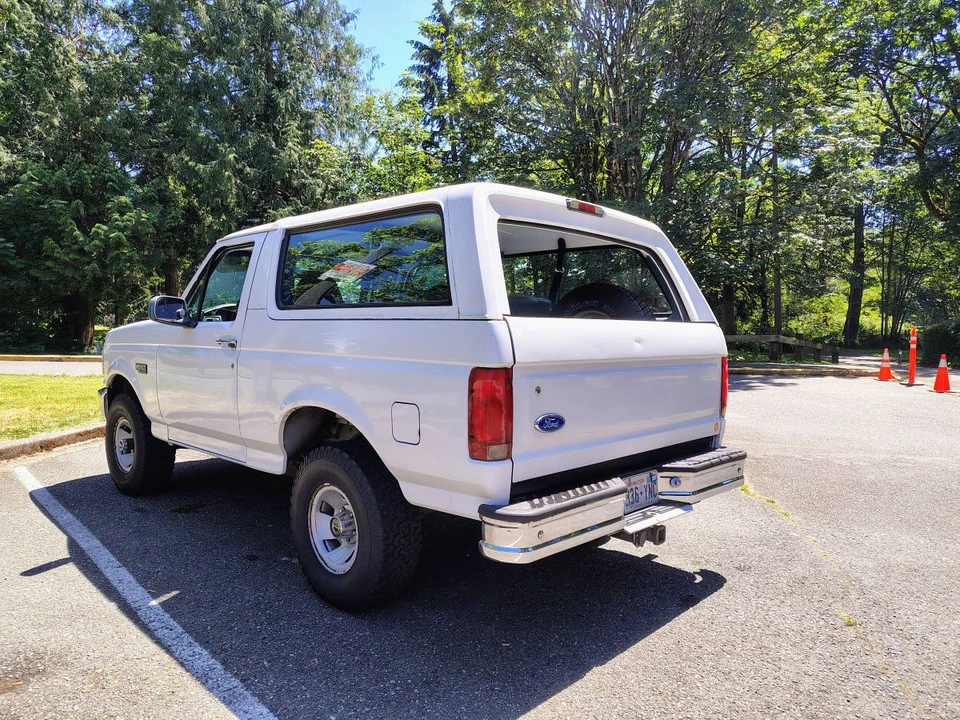1996 Ford Bronco 5th Gen - Image 8 of 10