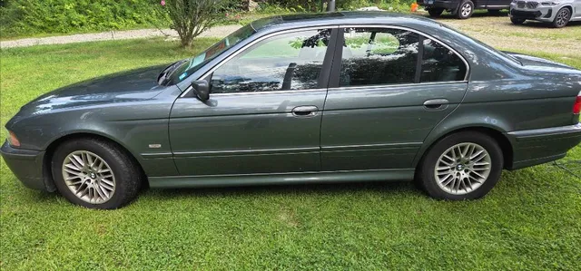 2003 BMW 530i
