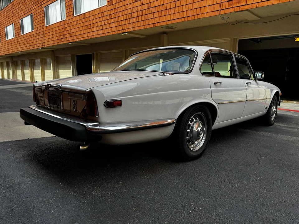 1979 Jaguar XJ Series 2 - Image 6 of 16