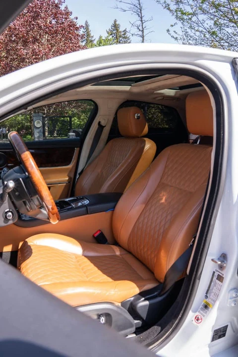 2016 Jaguar X351 XJ - Image 8 of 10