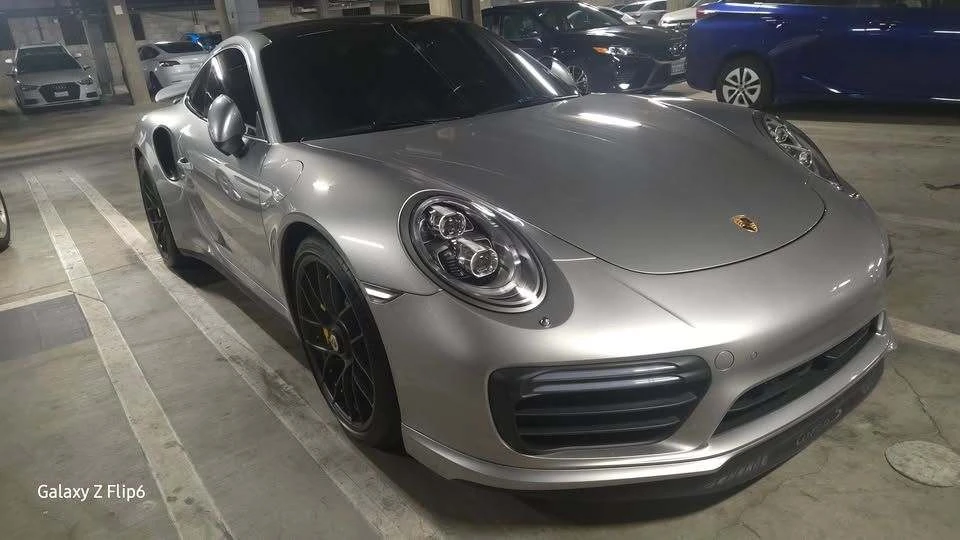 2018 Porsche 911 - Image 2 of 13