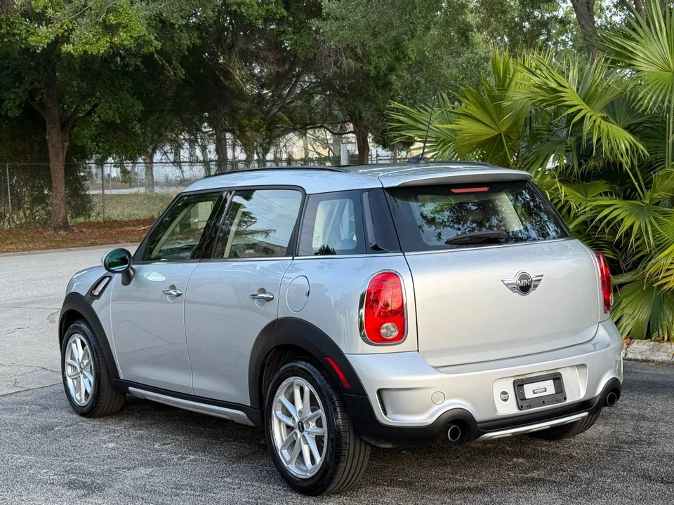 2016 Mini Countryman 1st Gen - Image 9 of 24