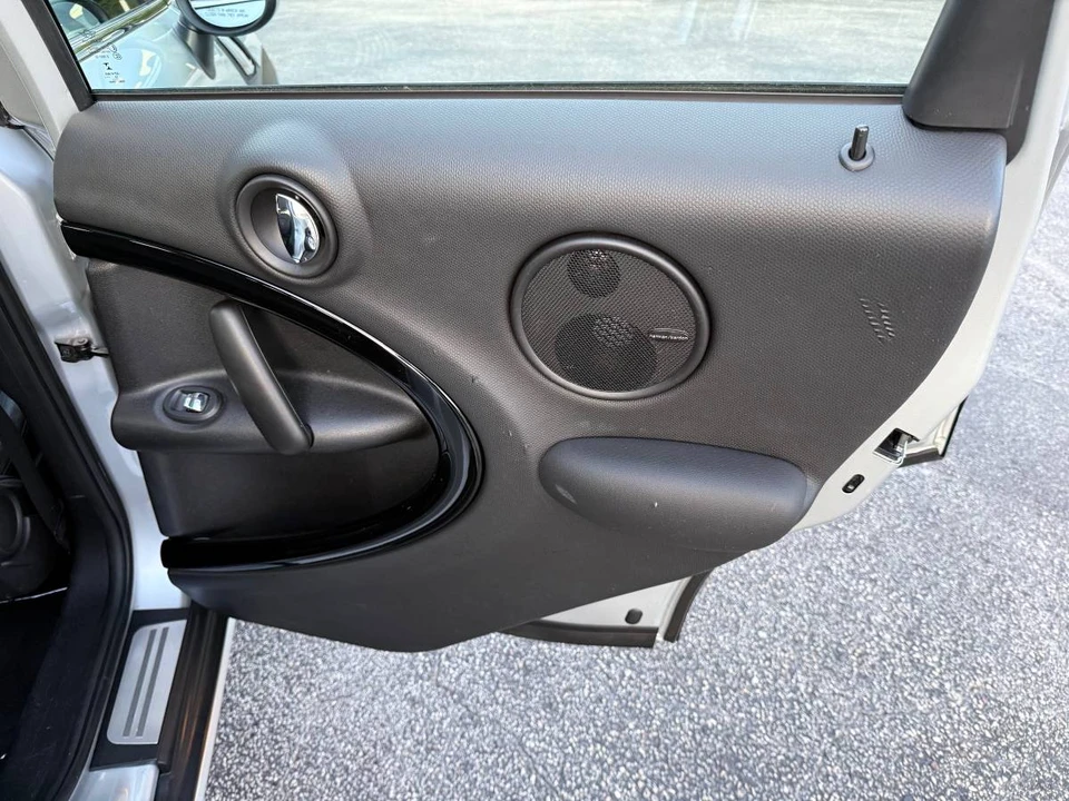 2016 Mini Countryman 1st Gen - Image 17 of 24