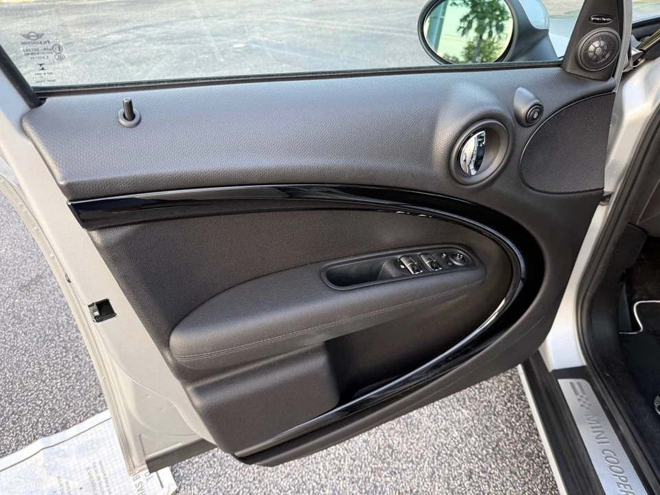 2016 Mini Countryman 1st Gen - Image 5 of 24