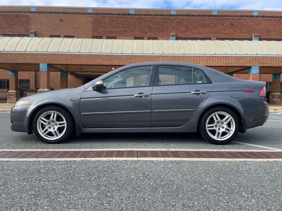 2008 Acura TL 3rd Gen - Image 2 of 31