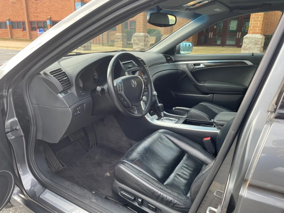 2008 Acura TL 3rd Gen - Image 11 of 31