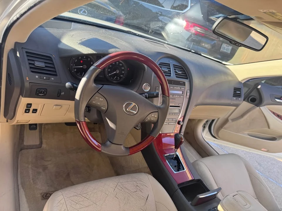 2007 Lexus ES 5th Gen - Image 8 of 10
