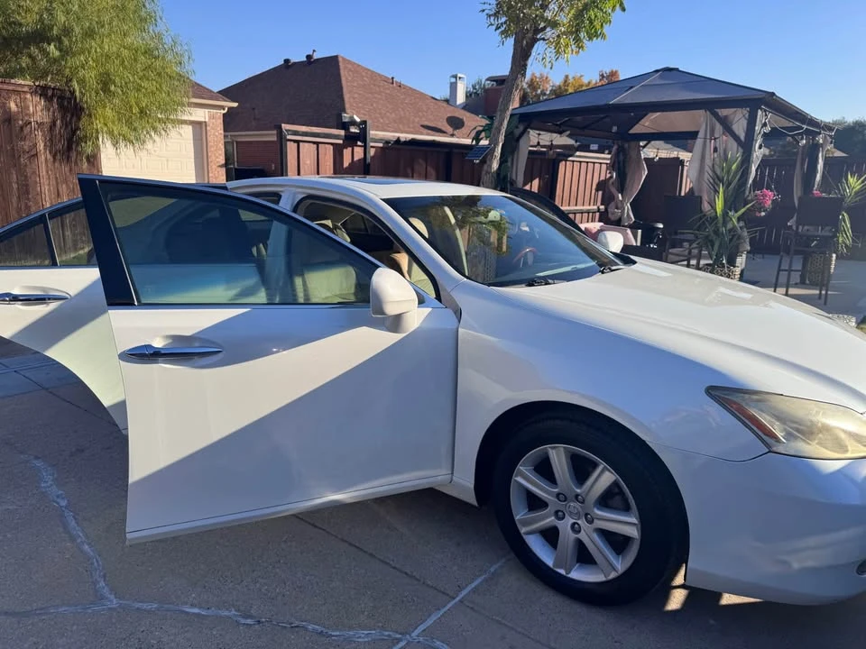2007 Lexus ES 5th Gen - Image 3 of 10