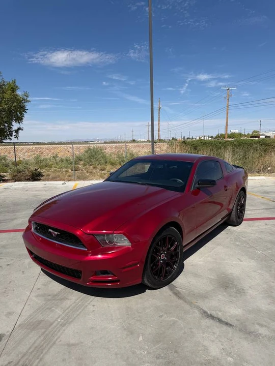 2014 Ford S197 Mustang - Image 4 of 11