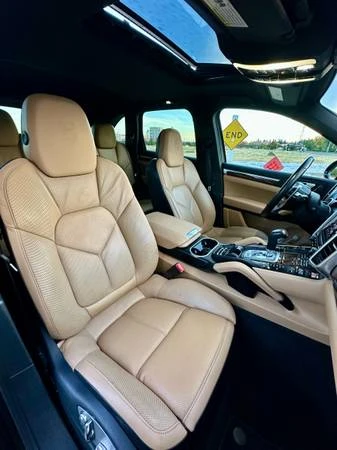 2017 Porsche 958 Cayenne - Image 13 of 21