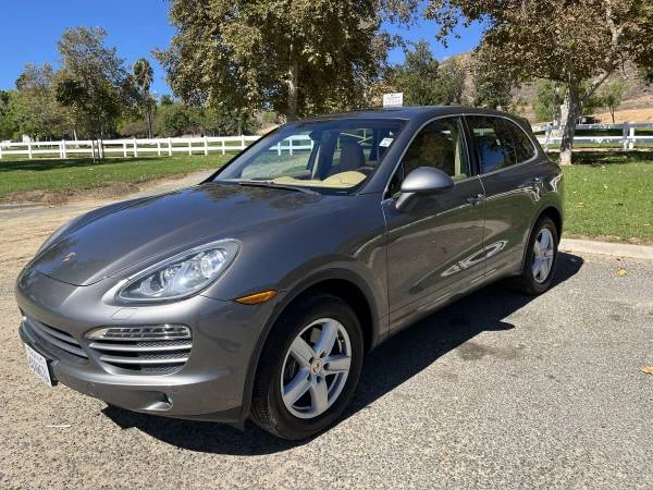 2012 Porsche 958 Cayenne - Image 2 of 20