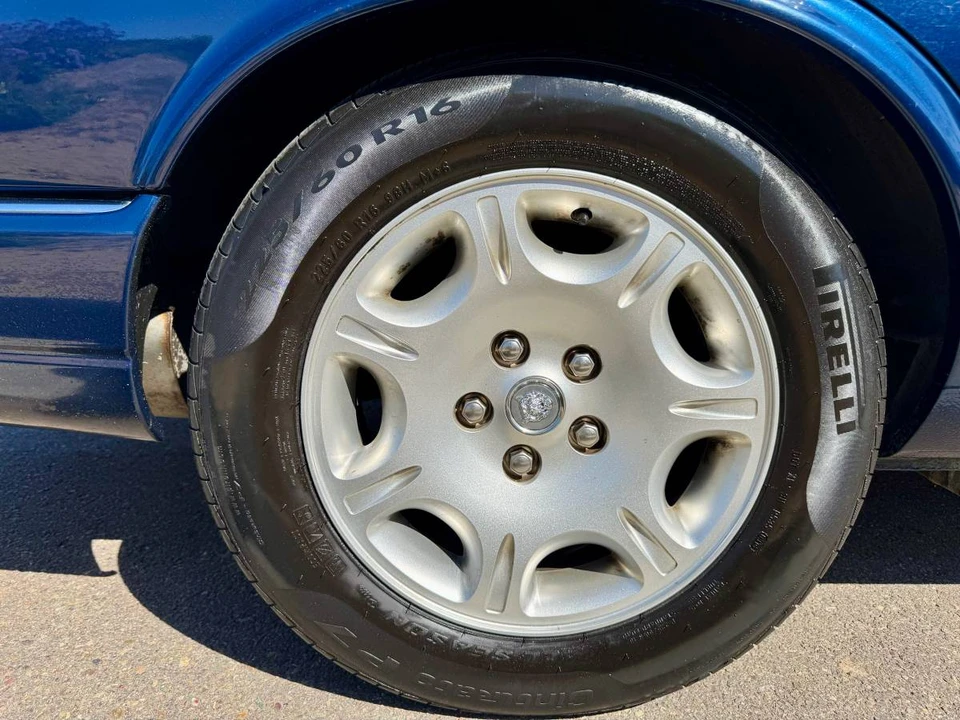 2001 Jaguar X308 XJ - Image 14 of 16