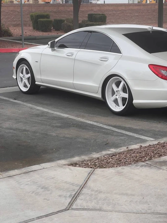2012 Mercedes-Benz C218 CLS-Class - Image 2 of 12