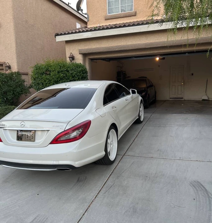 2012 Mercedes-Benz C218 CLS-Class - Image 4 of 12