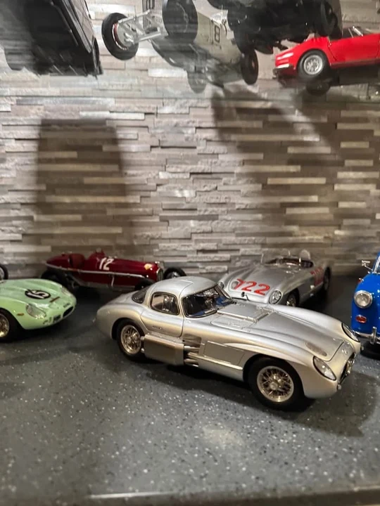 Parts & Memorabilia Scale Models - Image 7 of 10