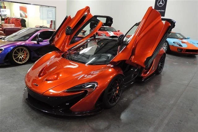 2015 McLaren P1 - Image 2 of 13