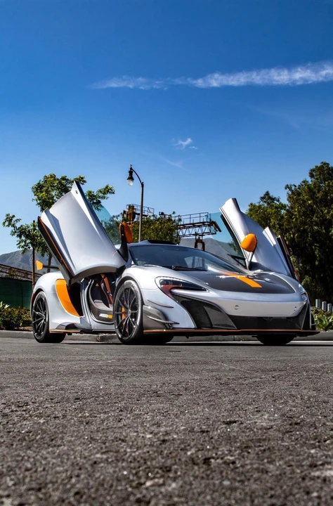 2016 McLaren 675LT Coupe - Image 6 of 7
