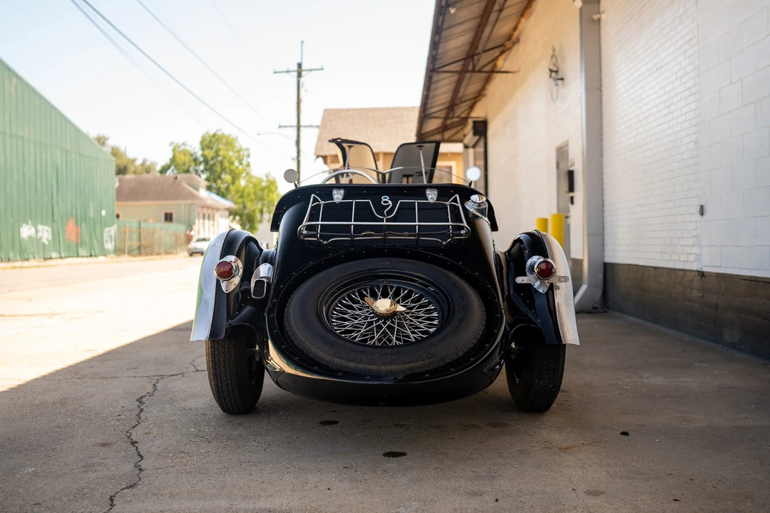 Ford Hot Rod - Image 7 of 31