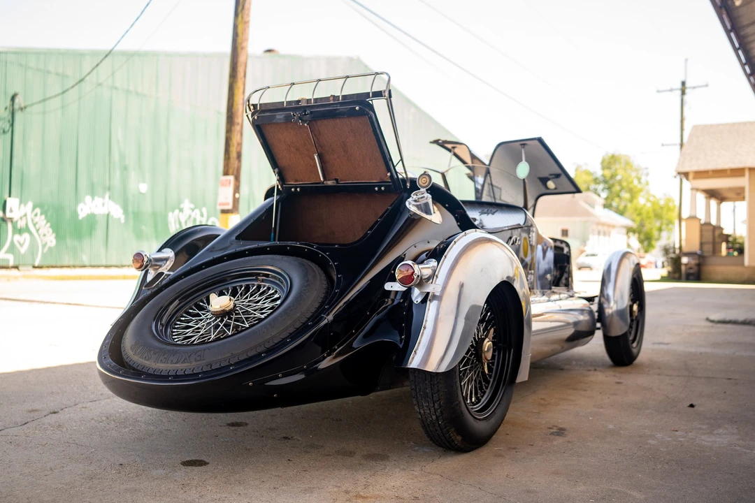 Ford Hot Rod - Image 13 of 31