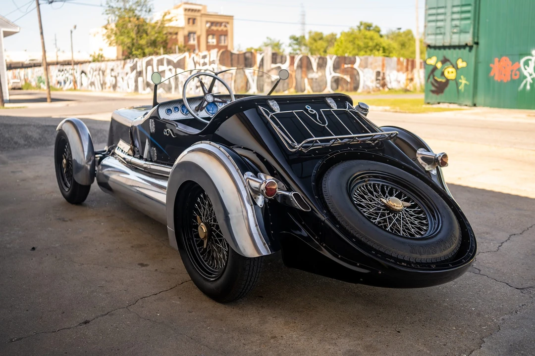 Ford Hot Rod - Image 10 of 31
