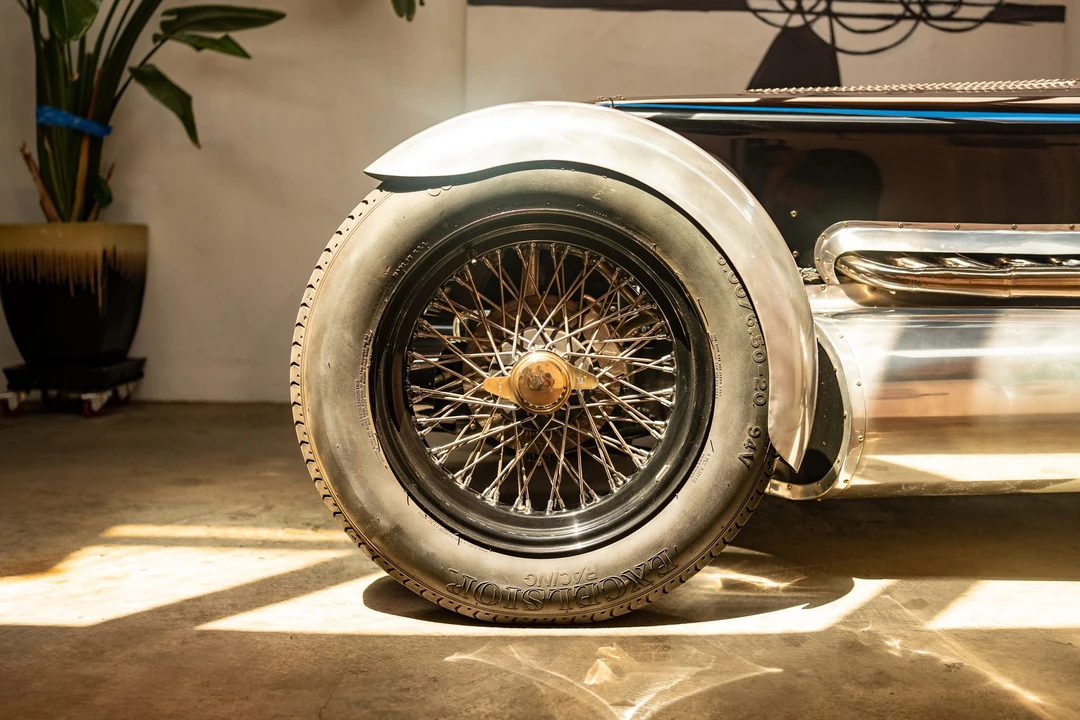 Ford Hot Rod - Image 23 of 31