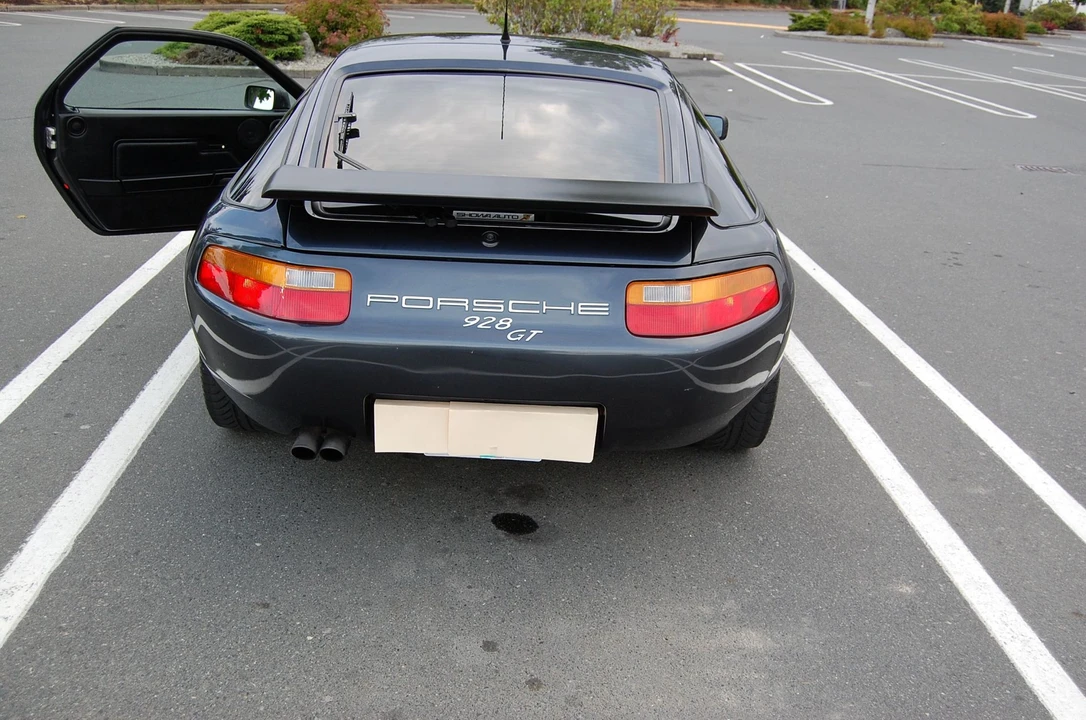 1990 Porsche 928 GT - Image 18 of 31