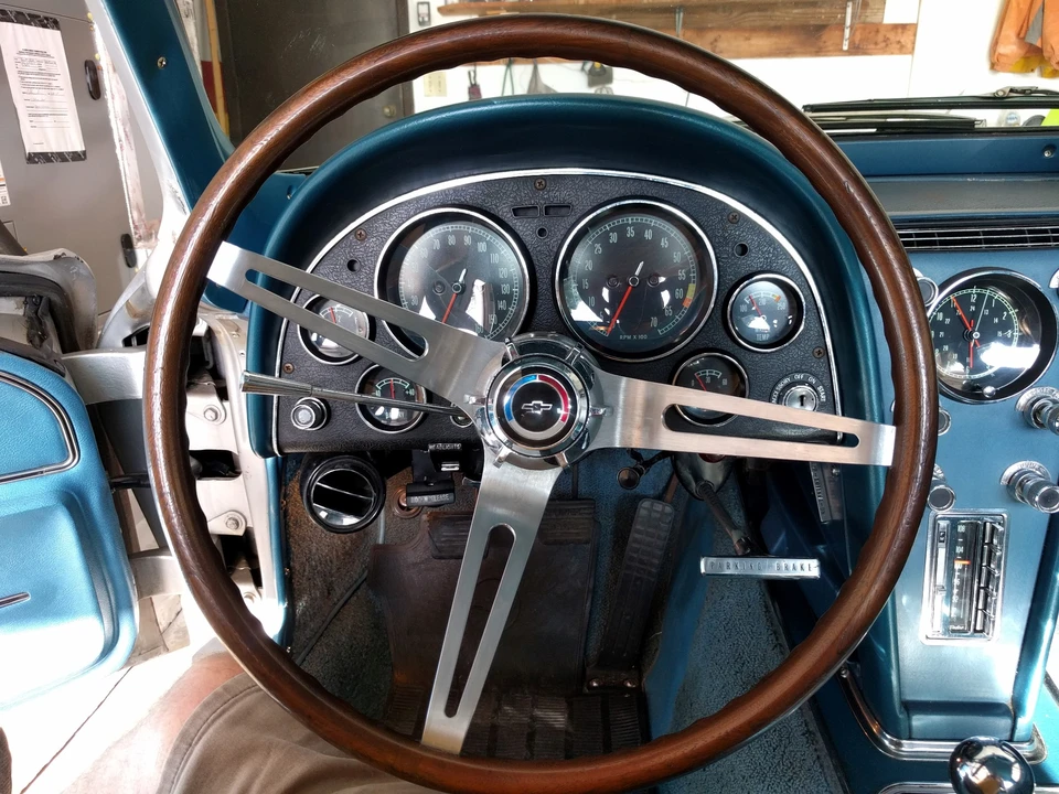 1966 Chevrolet Corvette C2 - Image 21 of 31