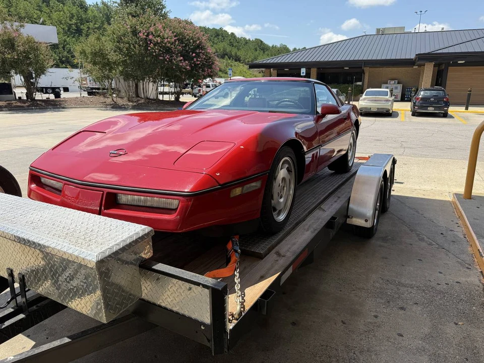 1986 Chevrolet Corvette C4 - Image 2 of 18
