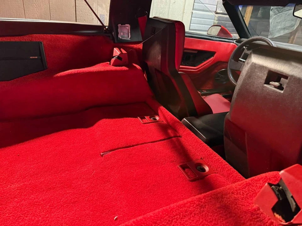 1986 Chevrolet Corvette C4 - Image 11 of 18