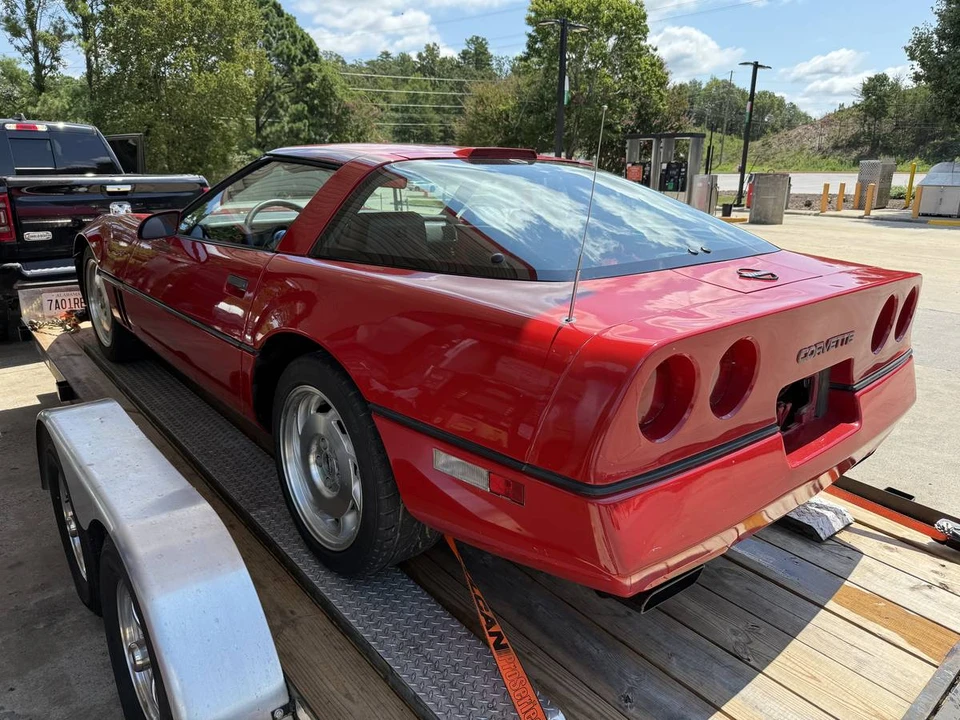 1986 Chevrolet Corvette C4 - Image 3 of 18