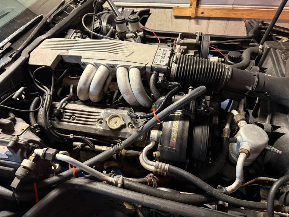 1986 Chevrolet Corvette C4 - Image 15 of 18