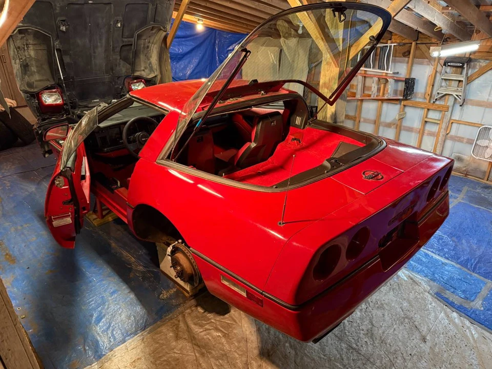 1986 Chevrolet Corvette C4 - Image 4 of 18