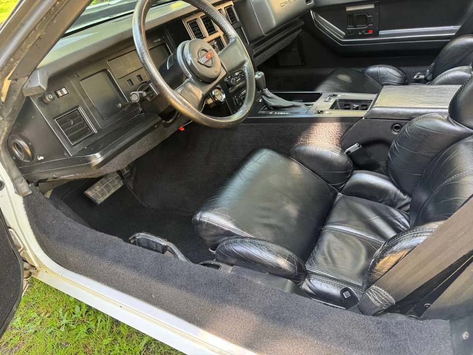 1992 Chevrolet Corvette C4 - Image 9 of 14