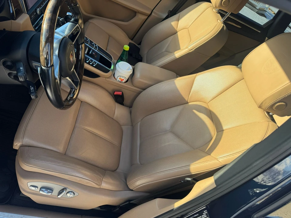 2019 Porsche Macan - Image 22 of 31