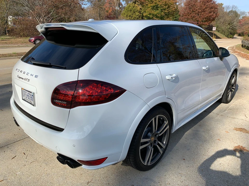 2013 Porsche 958 Cayenne GTS - Image 14 of 17