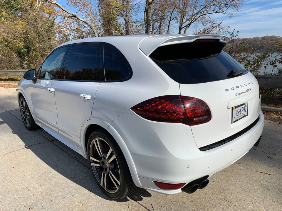 2013 Porsche 958 Cayenne GTS - Image 16 of 17