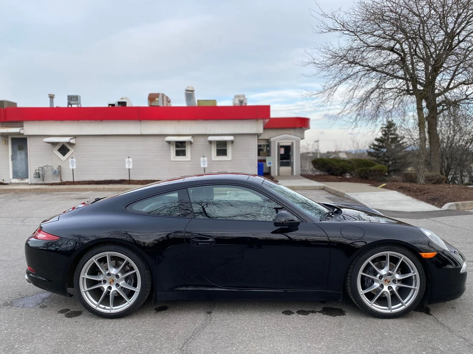 2013 Porsche 991 Carrera - Image 8 of 31